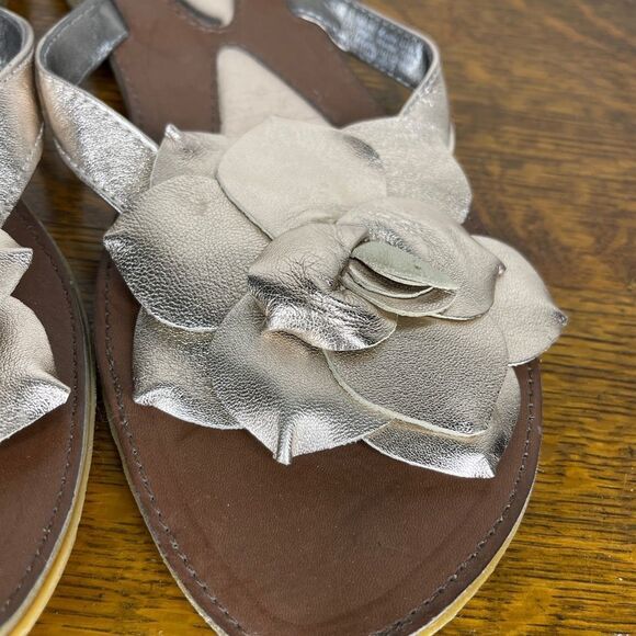 Kenneth Cole Reaction Bloom Sandals - Picture 6 of 7